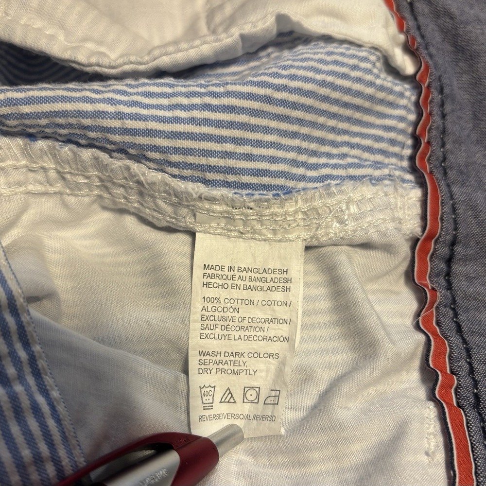 IZOD Men's Shorts Size 36 x 10.5 Seersucker Blue White Striped FLAT FRONT CHINO - Picture 4 of 6